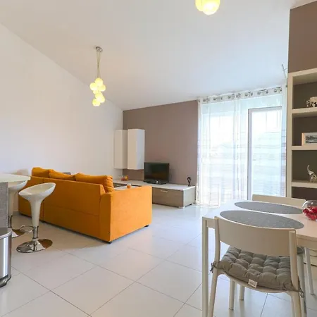 Apartman M&a