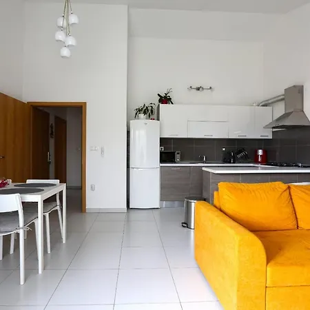 Apartman M&a פולה
